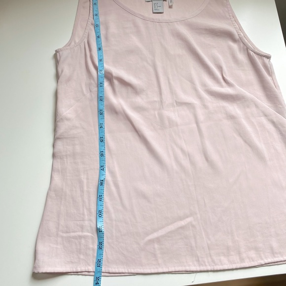 ⭐️SOLD⭐️Pale Pink Tank Top - Picture 4 of 6